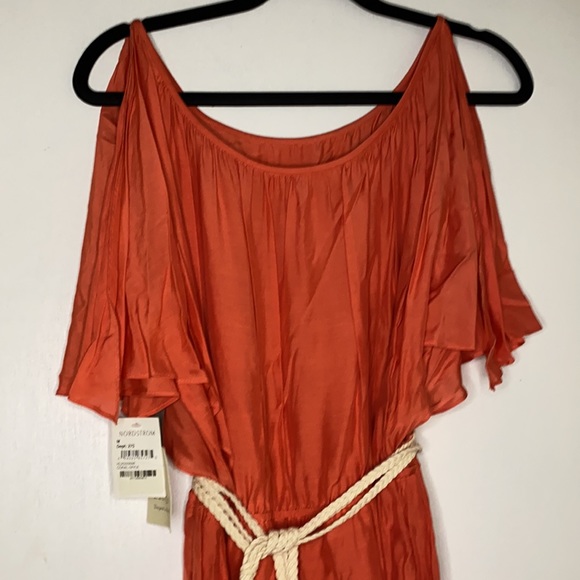 BNWT Hinge butterfly sleeve coral dress size M - Picture 2 of 9